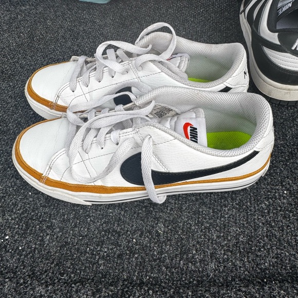 Nike Shoes - Nike Low-Top Sneakers